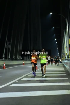 Runner Photo 2036246