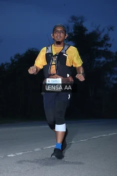 Runner Photo 2036247