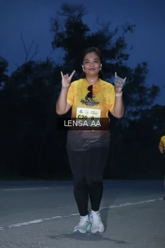 Runner Photo 2036276