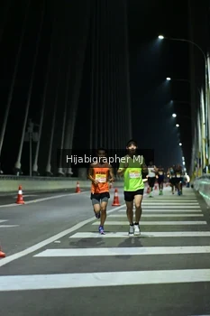 Runner Photo 2036289