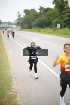 Runner Photo 2036331