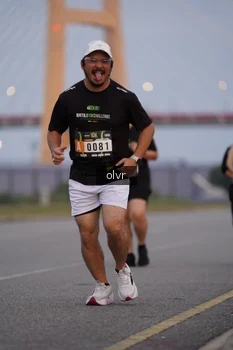Runner Photo 2036343