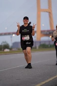 Runner Photo 2036357