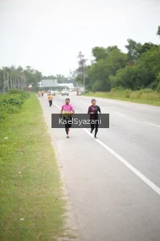 Runner Photo 2036365