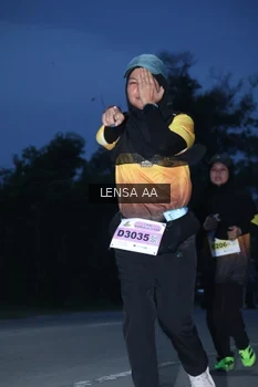 Runner Photo 2036416