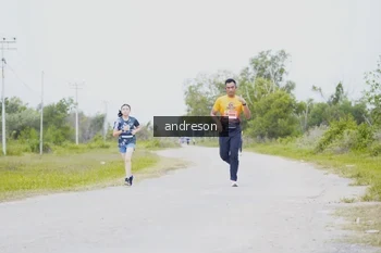 Runner Photo 2036487