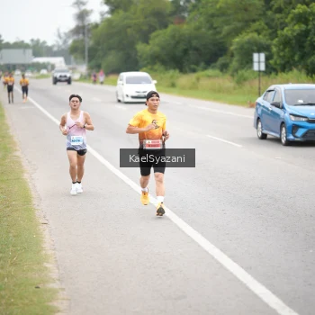 Runner Photo 2036493