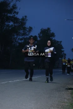 Runner Photo 2036494