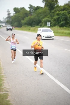 Runner Photo 2036514