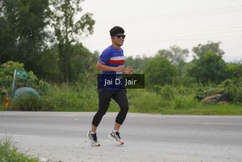 Runner Photo 2036516