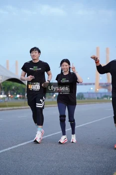 Runner Photo 2036528