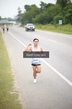 Runner Photo 2036529