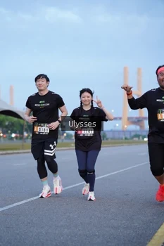 Runner Photo 2036532