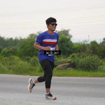 Runner Photo 2036559