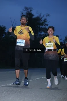 Runner Photo 2036561