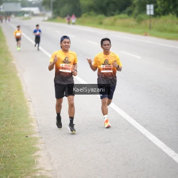 Runner Photo 2036563