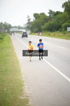 Runner Photo 2036595