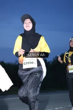 Runner Photo 2036606