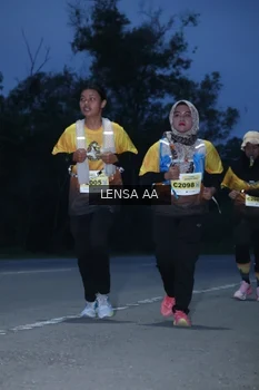 Runner Photo 2036618