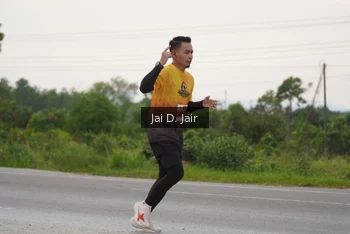 Runner Photo 2036646