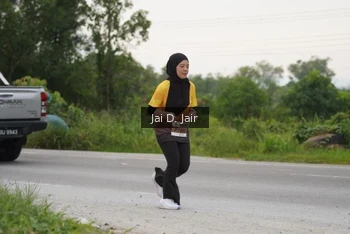 Runner Photo 2036677