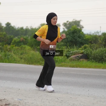 Runner Photo 2036683