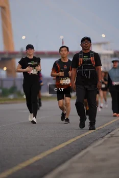 Runner Photo 2036692