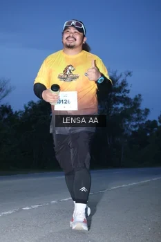 Runner Photo 2036723