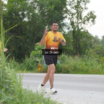Runner Photo 2036757