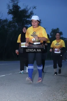 Runner Photo 2036770
