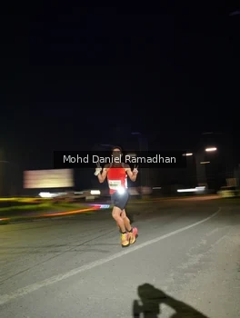 Runner Photo 2036778
