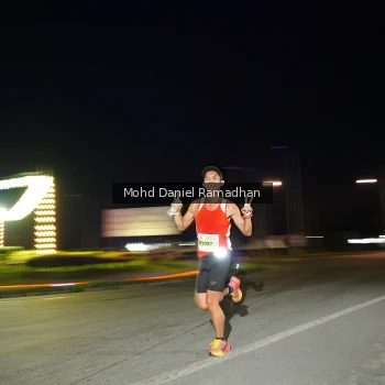 Runner Photo 2036781
