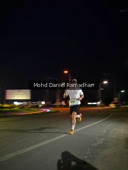 Runner Photo 2036797