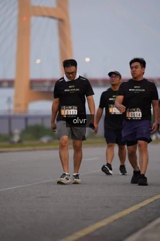 Runner Photo 2036801