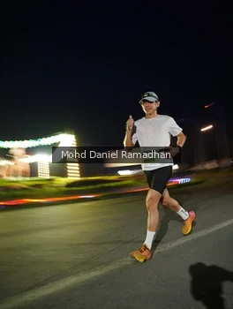 Runner Photo 2036804