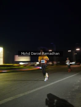 Runner Photo 2036806