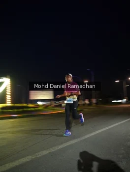 Runner Photo 2036830