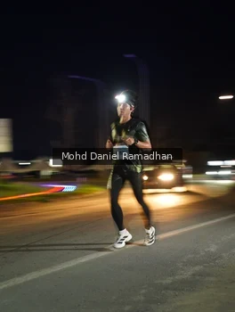 Runner Photo 2036837