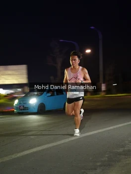 Runner Photo 2036850