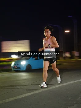 Runner Photo 2036853
