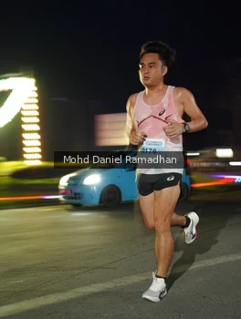 Runner Photo 2036856