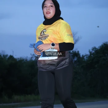 Runner Photo 2036876