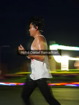 Runner Photo 2036877