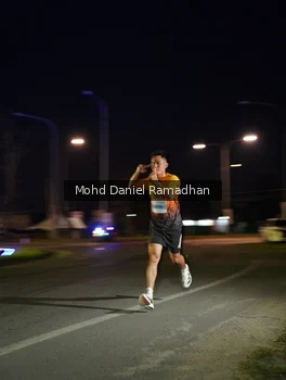Runner Photo 2036896