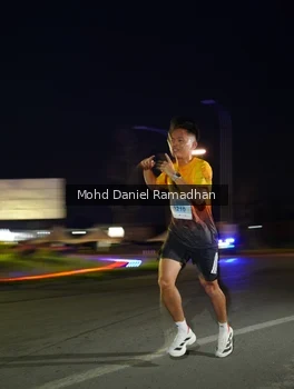 Runner Photo 2036904