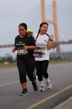 Runner Photo 2036932