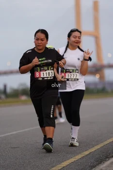 Runner Photo 2036939