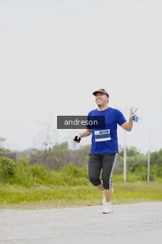 Runner Photo 2036956