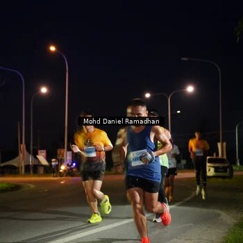 Runner Photo 2036978