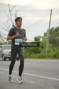 Runner Photo 2036980